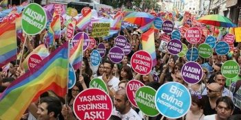 İnsanlık Suçu; Yaklaşık 50 Kişinin Transfobisine Maruz Kalan Trans Birey Ayda