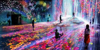 Algılarınızla Oynayarak Sizi Fantastik Bir Dünyanın İçine Alan Dijital Sanat Müzesi