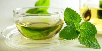 Mideden Uyku Sorunlarına; Melisa Çayı Faydaları