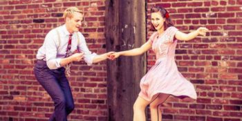 Swing Nedir? Yerinde Duramayanların Dansı Swing Hakkında Bilmeniz Gereken 17 Şey