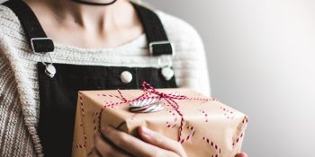 Kova Burcu Kadınına Alınabilecek 8 Hediye Önerisi