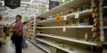 Venezuela’yı Sarsan Ekonomik Krizin Çığ Gibi Büyümesine Neden Olan 10 Adım