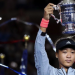 İlk Kez Grand Slam Kazanan Japon Olmasına Rağmen Kendi Ülkesinde Ayrımcılığa Uğrayan Naomi Osaka