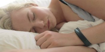 Rüyaların Kontrolünü Ele Geçirmenizi Sağlayan Lucid Dream Bilekliği InstaDreamer