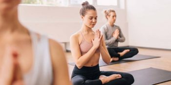 Yogaya Yeni Başlayanların Bilmesi Gereken 6 Önemli Tüyo