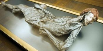 Günümüze Dek Ulaşmış 2000 Yıllık Gizemli Bataklık Cesetleri