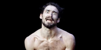 İzleyenlerini Mimikleriyle Şaşkına Uğratan Tiyatro Sanatçısı Luciano Rosso Hakkında 11 Bilgi