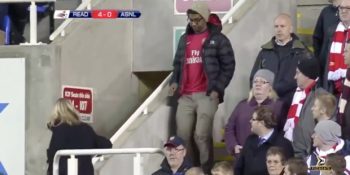 Takımı 4-0 Gerideyken Verdiği Tepkiyle Maçın Kaderini Değiştiren Arsenal Taraftarı