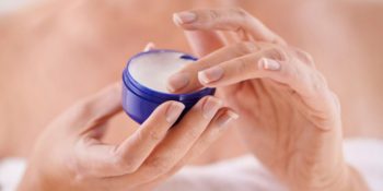 Faydaları Saymakla Bitmiyor! İşte Vazelinin Hiç Bilmediğiniz Faydaları