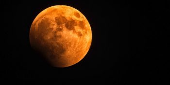 Duygularımızın Simgesi Dolunayın Bizi Etkisine Alabilecek Enerjisi