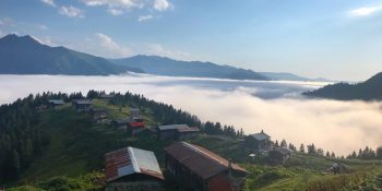 Bulutların Üstündeki Pokut Yaylası’na Gidip Bir Daha Geri Dönmemeye Karar Verdirecek 12 Sebep