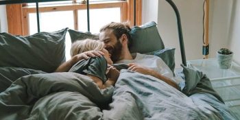 Spor Ayakkabı mı Topuklu mu? Erkeklerin Tuhaf Bir Şekilde Seksi Bulduğu 8 Şey