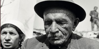 Aşığına Kaçan Eşinin Ayakkabısına Para Koyan Aşık Veysel Nahifliği