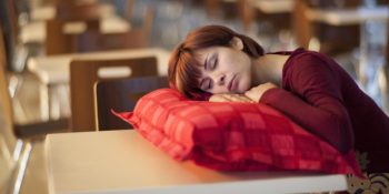 Uyurken Çevremizdeki Sesleri Dinleyebildiğimizi Gösteren İlginç Araştırma