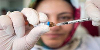 Dünya Sağlık Örgütü’nün En Tehlikeli 10 Madde Arasında Listelediği Akım:  Aşıyı Reddetmek