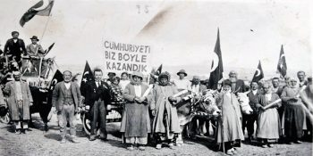 Çağdaşlaşma Temellerinin Atıldığı Cumhuriyet Üzerine Yazılan Önemli Kitaplar