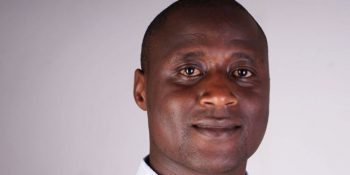 Maaşını Yoksul Öğrencilerine Bağışlayarak Kalbimizi Isıtan Öğretmen Peter Tabichi