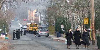 New York’ta Yayılan Virüs ve Yetkililer ile Yerel Halk Arasındaki Aşı Kavgası