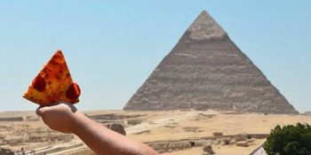 Tatil Fotoğraflarının Görünenden Fazlasını İçerdiğini Kanıtlayan Julien Lombardi Projesi: Ego Tour