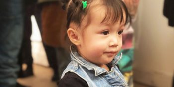 Eserleri 1000 Dolara Alıcı Bulan Minik Ressam Lola June