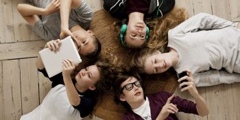 Hangi Yaş Grubu, Günde Ne Kadar Teknoloji Kullanmalı?