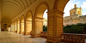 Game of Thrones Testini Çöz, 2 Kişilik Yurt Dışı Seyahati Ödülünü Yakala!