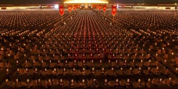 1 Milyon Çocuk Bir Araya Gelerek Dünya Barışı İçin Meditasyon Yaptı