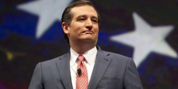 Uzay Korsanlarının Tehditleriyle İlgili Endişelerini Paylaştığı İçin Twitter’da Gündem Olan ABD’li Senatör