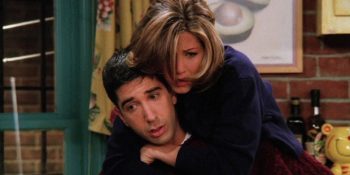 “Her Şey Bitti” Diyen Eski Sevgili Neden Sürekli Mesaj Atar?