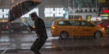 Meteorolojiden Marmara Bölgesinde Dolu ve Hortum Riskiyle Sağanak Yağış Uyarısı