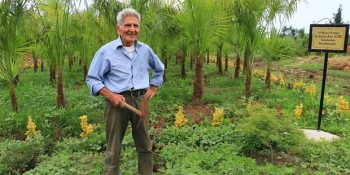 Kıraç Alanı Botanik Parka Dönüştürüp Halka Açan 83 Yaşındaki Recep Öztürk