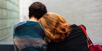 Partnerinizin Size Değer Verip Vermediğini Gösteren 12 Kritik İşaret