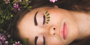 Yaz Sıcaklarında Cilt Bakımında Dikkat Etmeniz Gereken 8 Şey