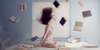 Kısa Süreli Mutluluk Verici Haplar: Yararları ve Zararlarıyla Kişisel Gelişim Kitapları