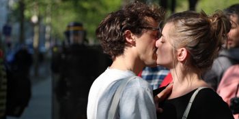 Aşık Olacağımız Kişiyi 1.5 Saniyede Seçmemizi Sağlayan “Koku”