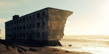 Doğanın İnsanlarla Olan Savaşı Kazandığı 20 Büyüleyici Fotoğraf