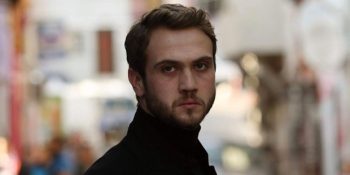 Çukur Dizisiyle Kalpleri Fetheden Aras Bulut İynemli Kimdir?