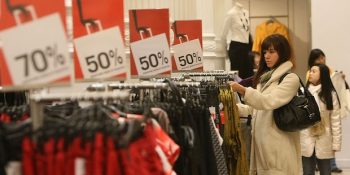 Farkında Olmadan Düşüncelerimizi Yönlendirerek Tuhaf Durumlara Sokan 9 Psikolojik Etki