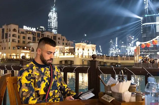 Matthew Lepre iş ilanı milyoner