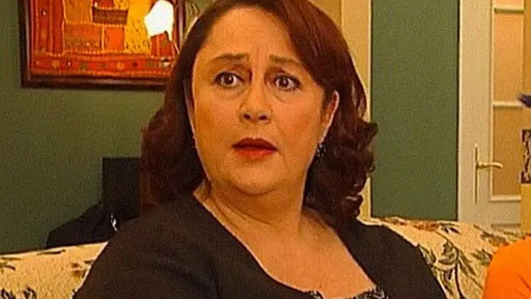 ayşegül atik