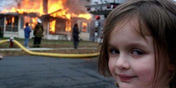 Fazlası Zarar: Olumlu Düşünmenin Ötesine Geçen Toksik Pozitiflik Belirtileri