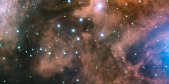 Evrenin Kalp Atışı: Bilim İnsanları Kozmik Gaz Bulutu ve Kara Delik Arasında Ritmik Atım Tespit Etti