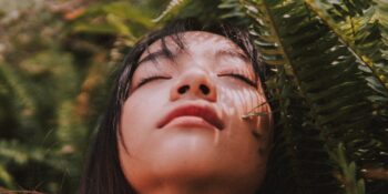 Kendinizi Keşfedin: Yüksek Duyarlı İnsan Ne Demek? Yüksek Duyarlı İnsanların Özellikleri Neler?