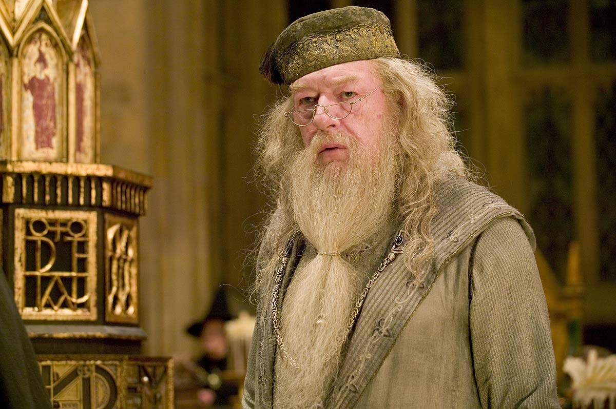 lgbt karakterleri Albus Dumbledore
