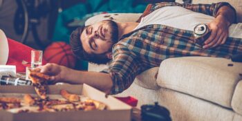 Yemek Yedikten Hemen Sonra Uyursanız Ne Olur?