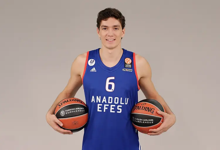 Cedi Osman Anadolu Efes