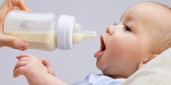 Biberon Kullanımında Dikkat Edilmesi Gereken 10 Önemli Konu