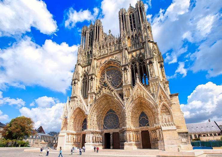 Reims Notre Dame Katedrali dünyanın en güzel katedralleri listelist