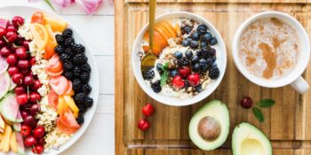 Meyvelerden Tahıllara: Besinlerden Sağladığımız Faydayı Üst Düzeye Çıkarmak İçin Onları Nasıl Tüketmeliyiz?