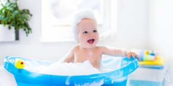 Bebeğiniz İçin Hem Eğlence Hem Temizlik: En İyi Bebek Küvetleri
